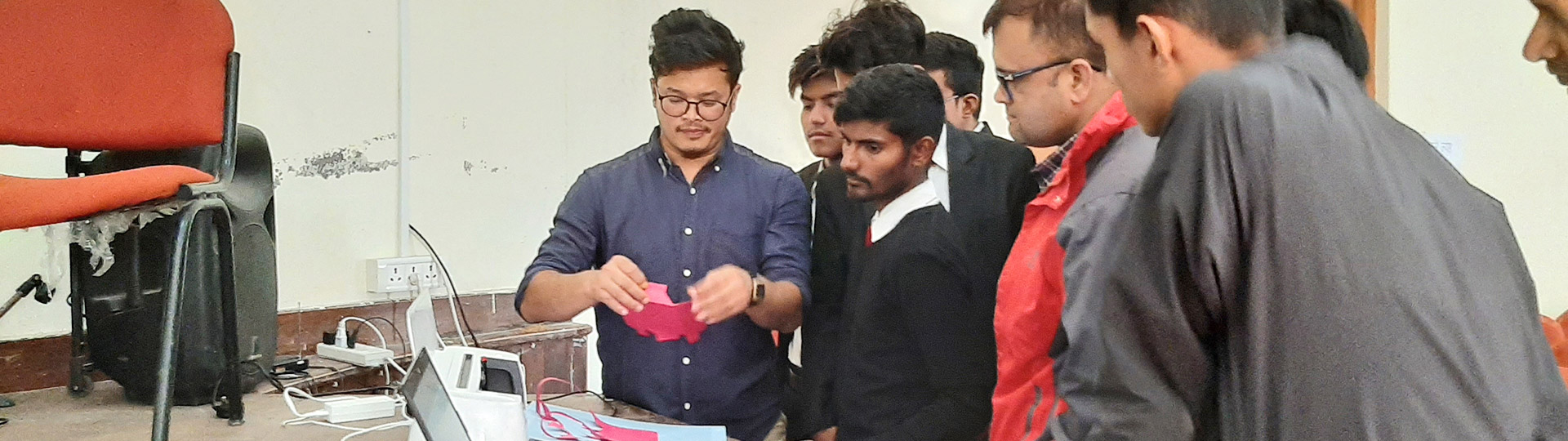 Field Ready Nepal > La Fondation Dassault Systèmes