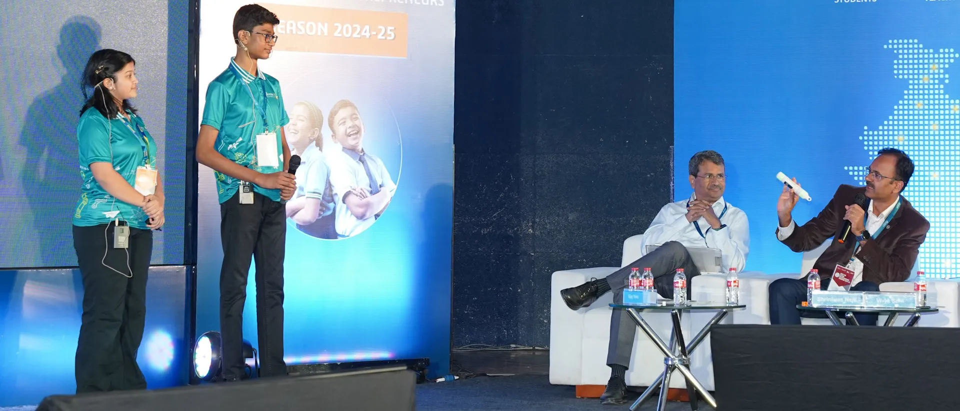 Mase in 3D - STFE - Students presenting their Medipen innovation > La Fondation Dassault Systèmes