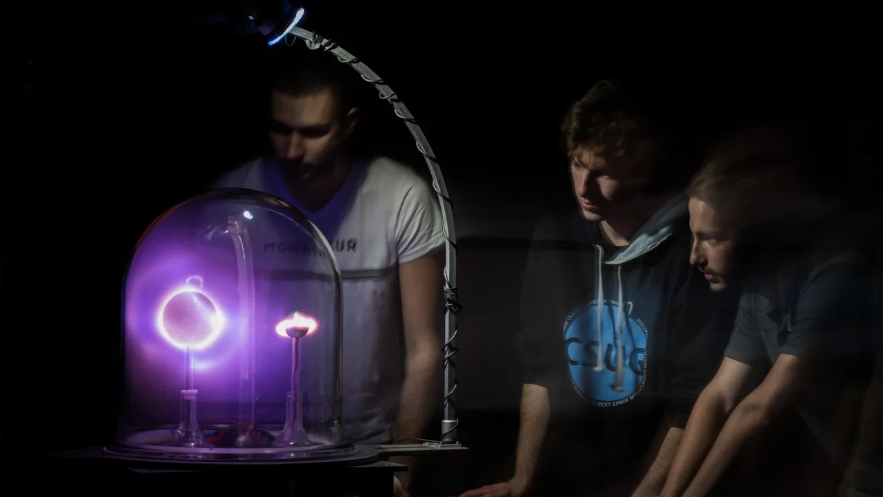 Planeterrella experiment - photo credit AurorAlpes > La Fondation Dassault Systèmes